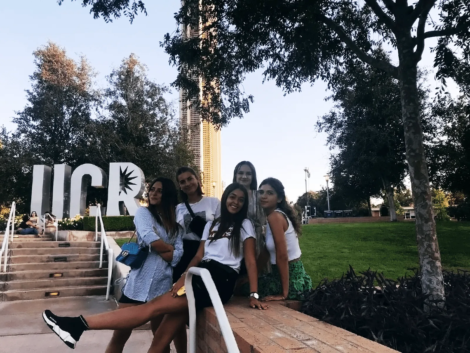 Étudiants de SKOLAE Education en mobilité internationale à l'université UCR